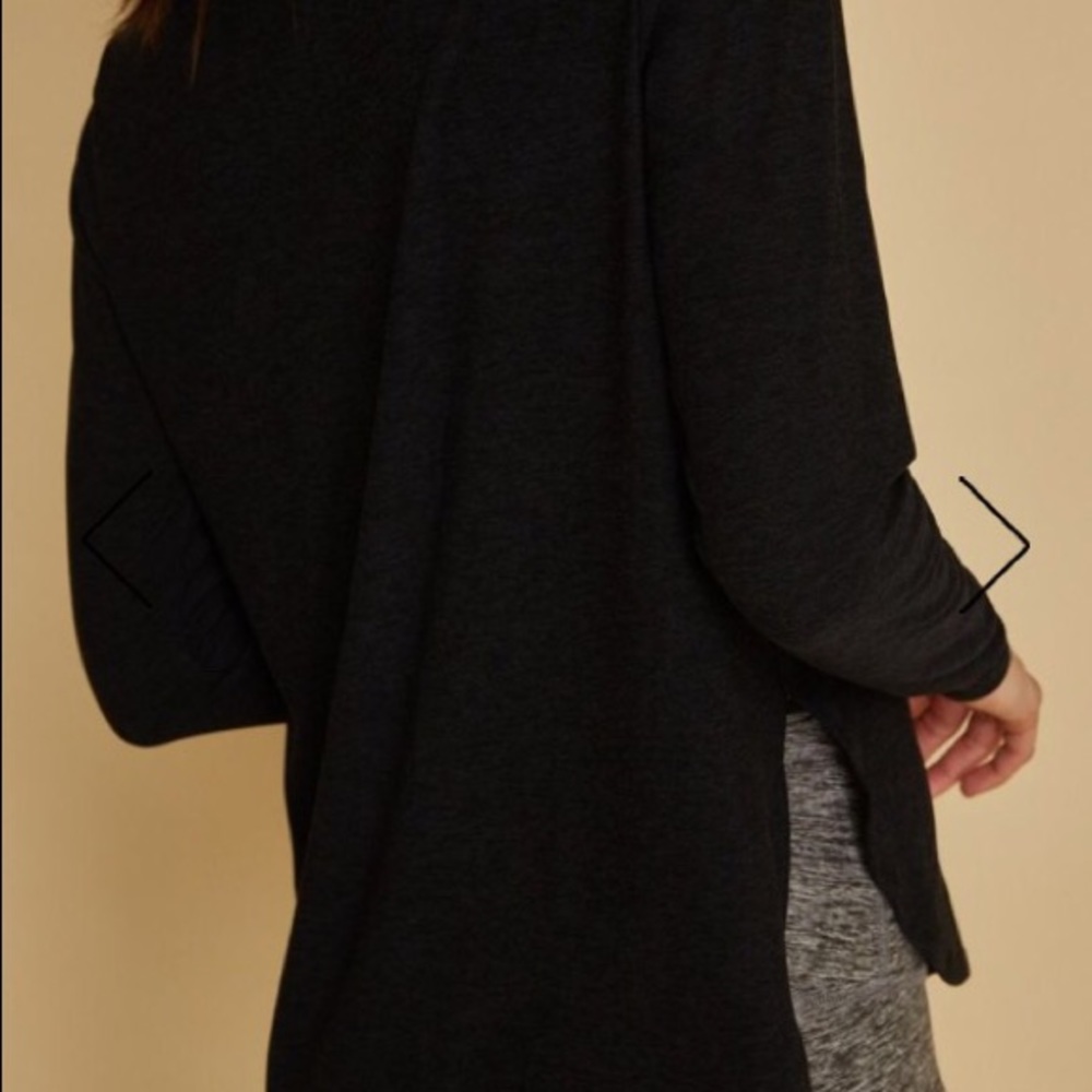 BEYOND YOGA Hi-Low ~ Like New ~ Long Slv, SOFT🌛 - Picture 5 of 8
